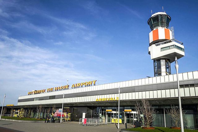 taxi vliegveld Rotterdam the hague den haag airport taxivervoer Nederland taxi schiphol amsterdam airport vliegveld zeeland breskens goes vlissingen terneuzen west brabant bergen op zoom roosendaal voordelig betrouwbaar betaalbaar goedkoop stipt comfortabel